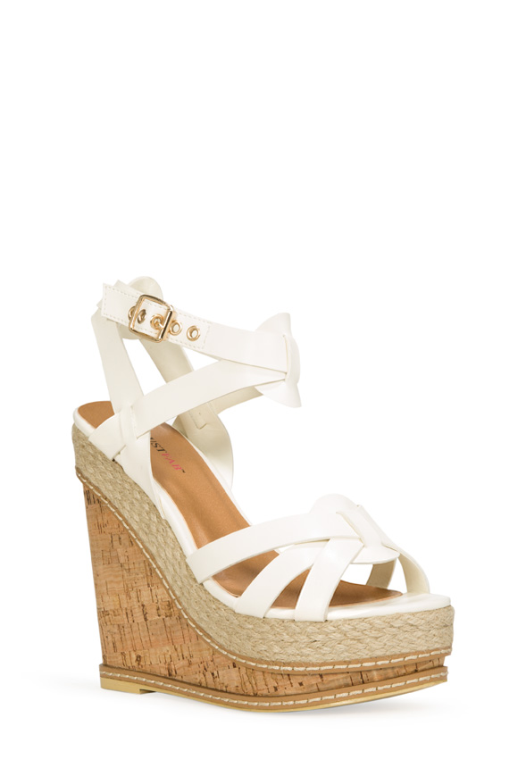 Roseau in Roseau - Get great deals at JustFab