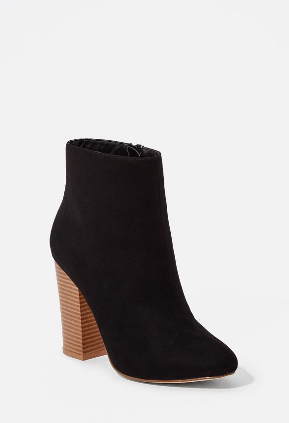 quanesha block heel bootie