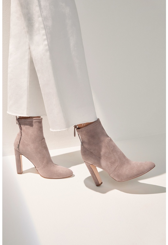 Jesyna Ankle Boot