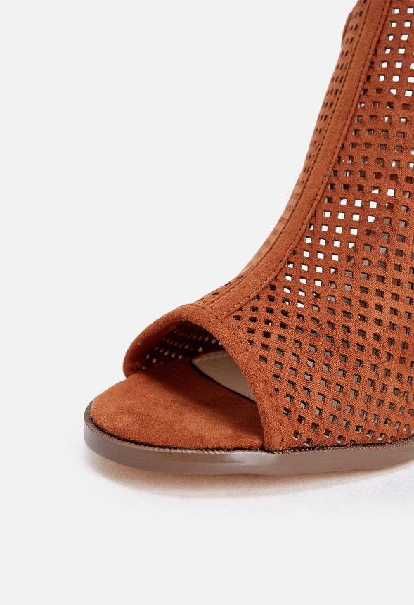 aubrie heeled hiking boots