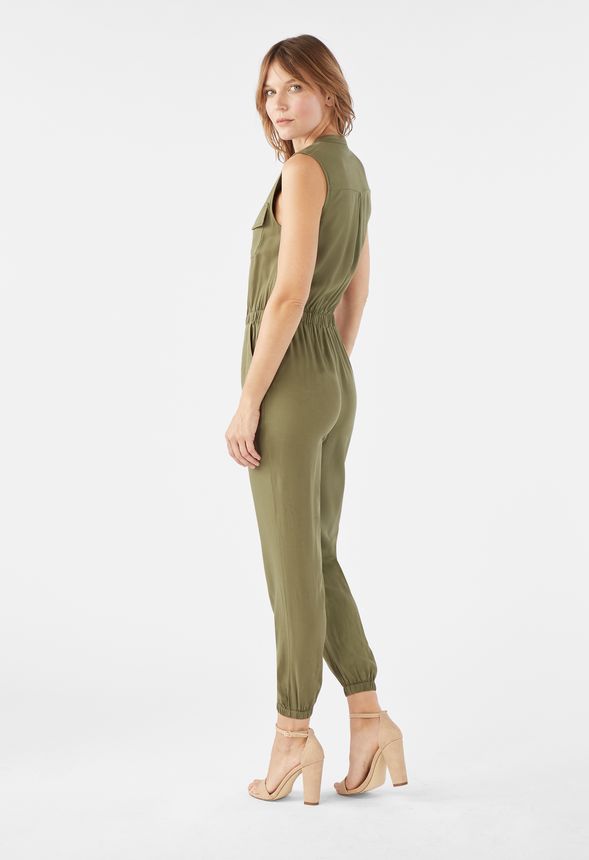 sleeveless jumpsuit in winter