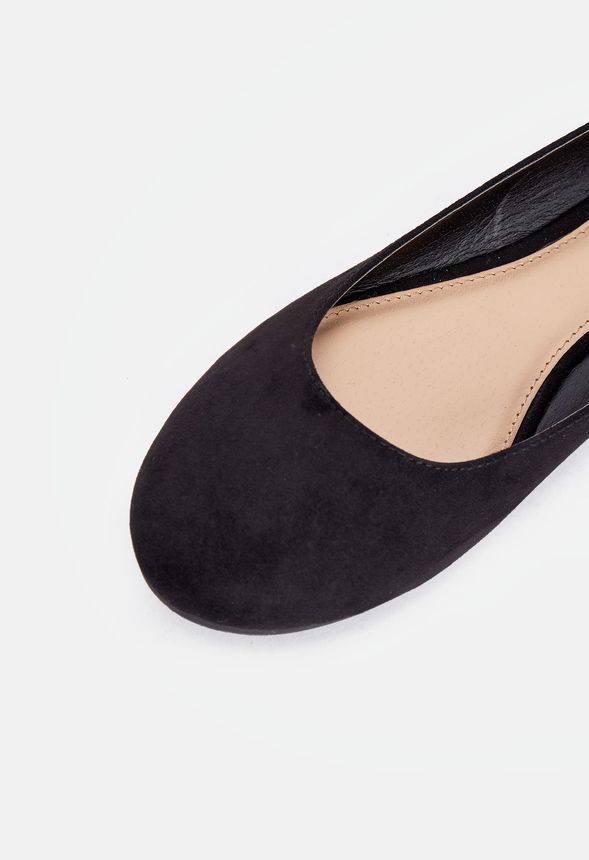 Lillie Flat in Black - Get great deals at JustFab