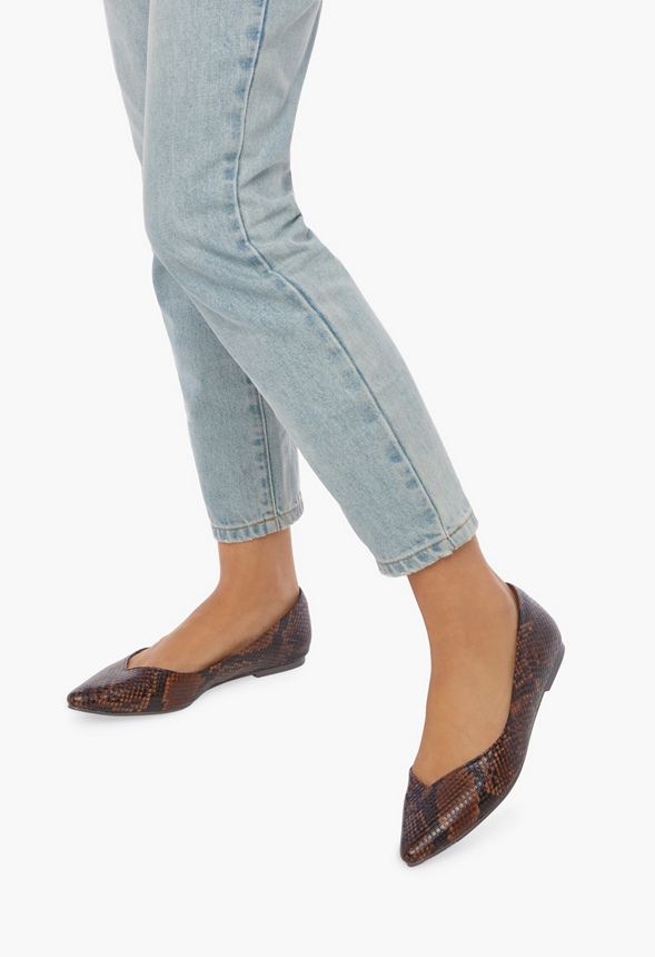 Amanda Pointed Toe Flat