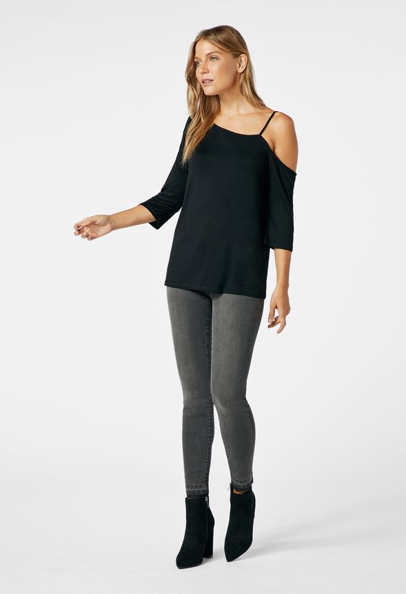 Asymmetrical Shoulder Top in Black - Get great deals at JustFab