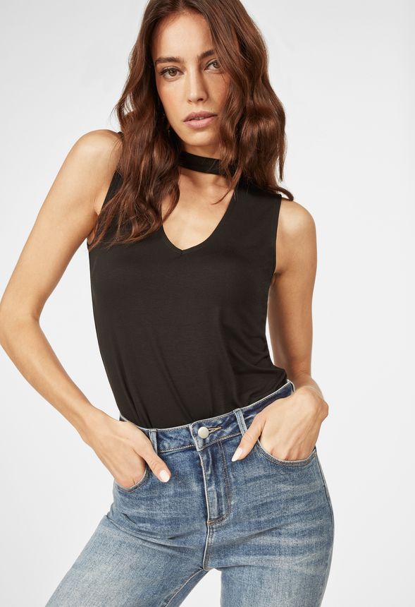 v neck top with choker