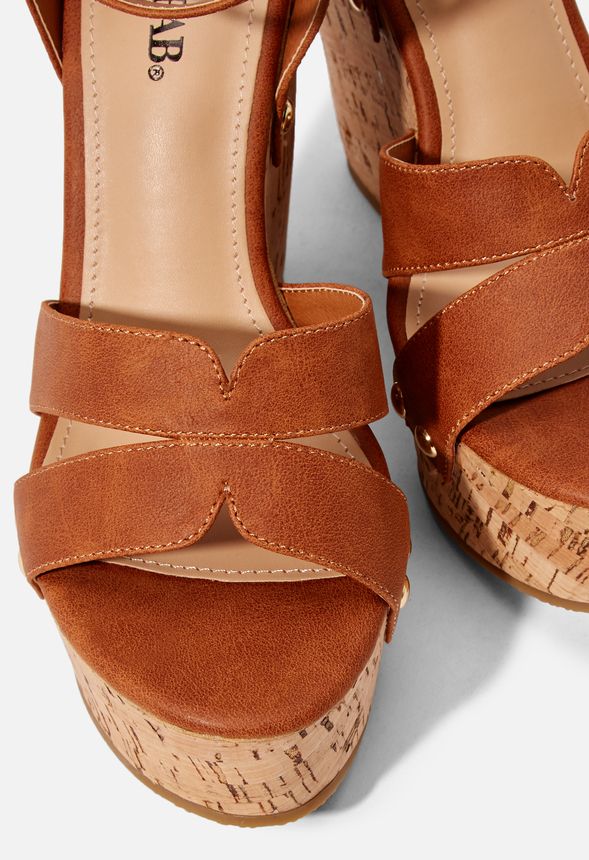pool party wedges